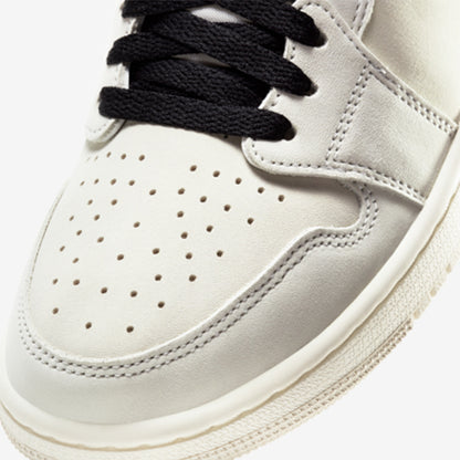 air-jordan-1-high-zoom-summit-white-black