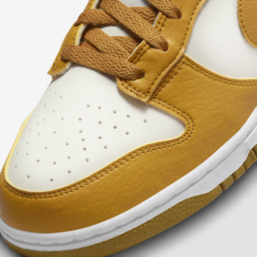 nike-dunk-low-light-curry