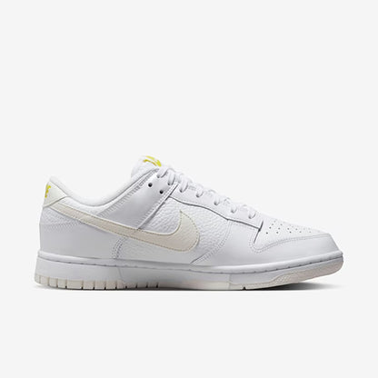 nike-dunk-low-valentines-day-yellow-heart