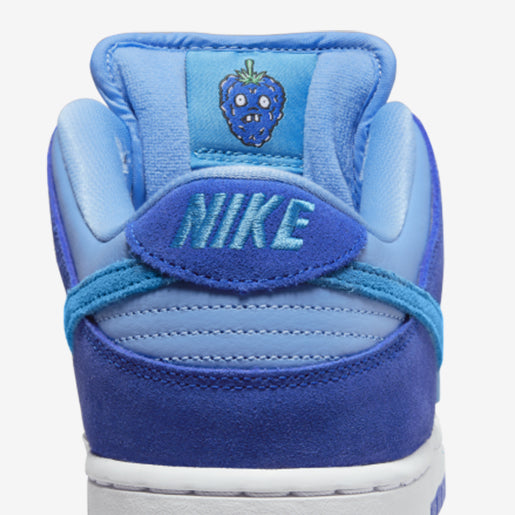 nike-sb-dunk-low-blue-raspberry